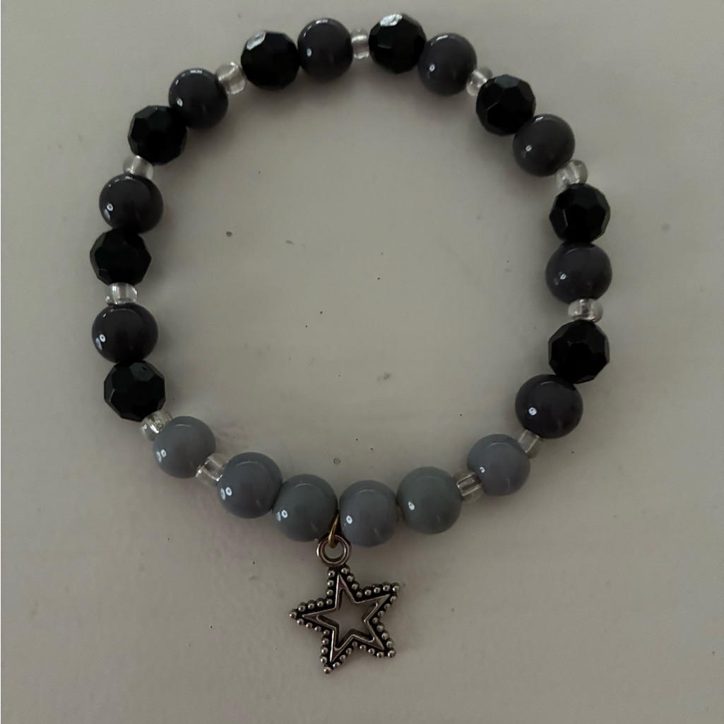 Elegant And Stylish Black And Gray Beaded Bracelet With Star Charm-Brand New 38$